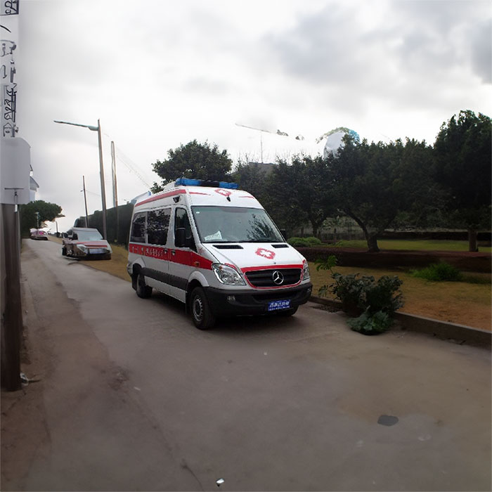 贵阳出租私人救护车联系方式