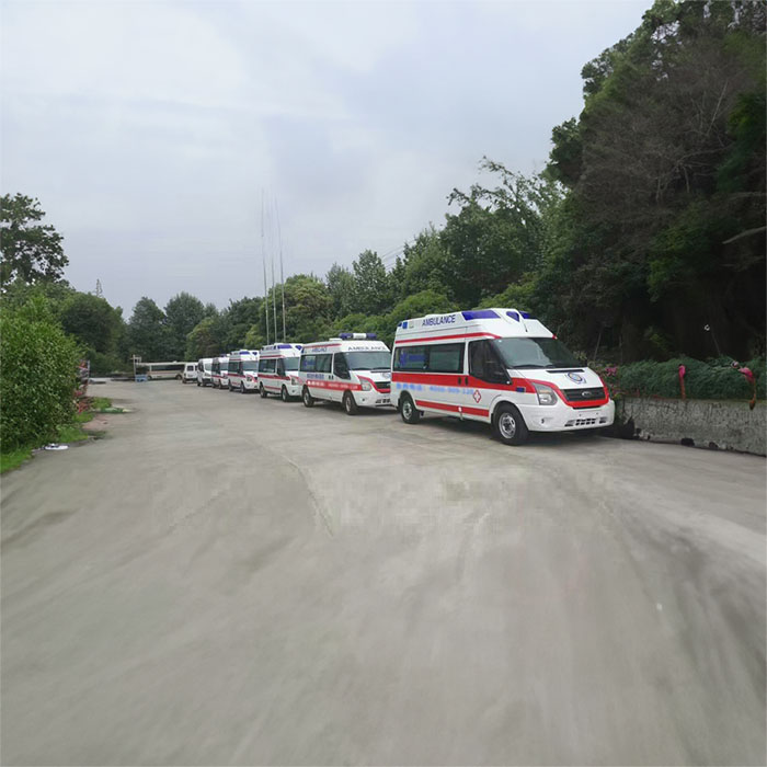 贵阳租赁私人救护车联系电话