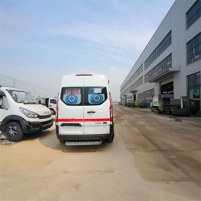 贵阳租赁急救车电话