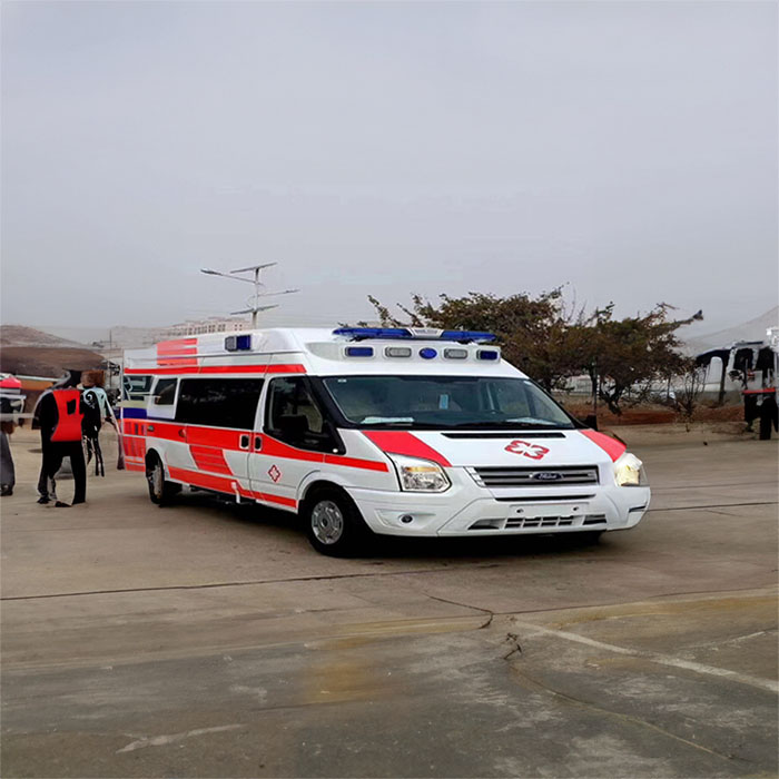贵阳租赁急救车电话