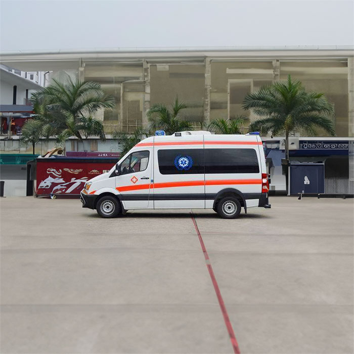 贵阳出租私人救护车电话