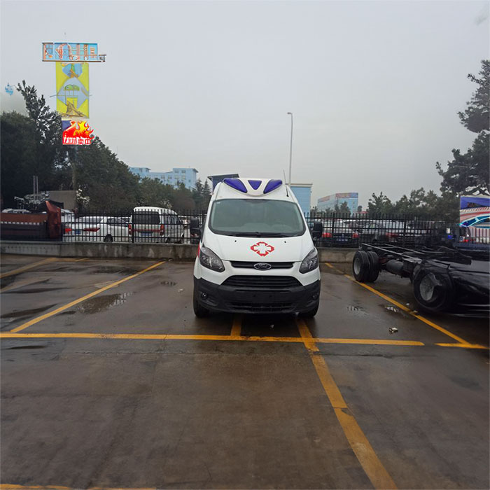 贵阳租赁急救车电话