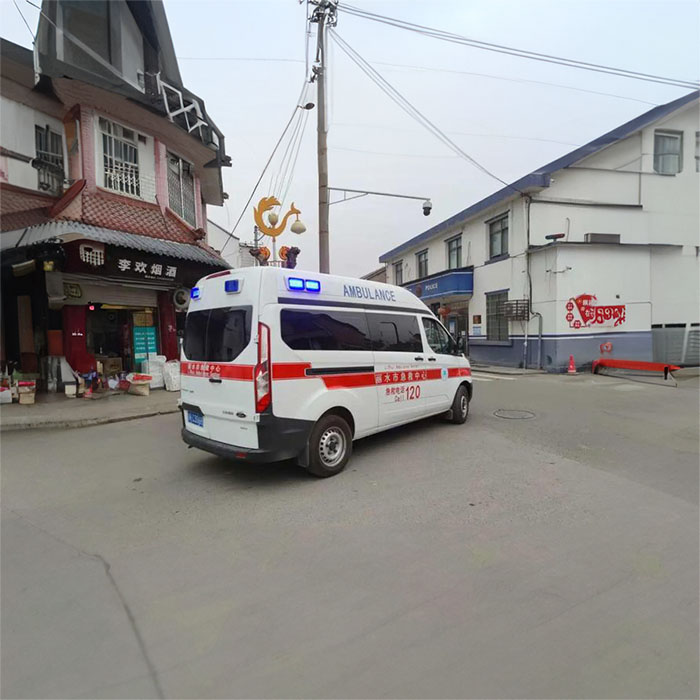 贵阳出租私人救护车联系电话