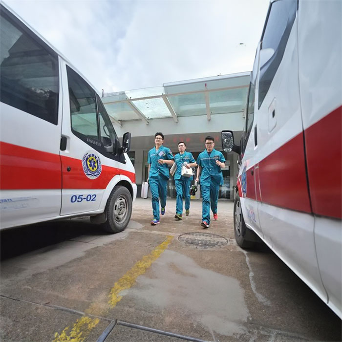 贵阳租赁救护车联系电话