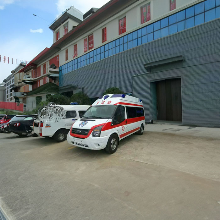 贵阳出租私人救护车联系电话