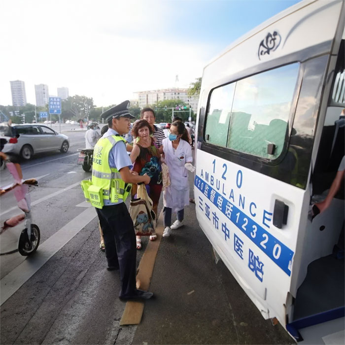 贵阳租赁私人救护车电话号码