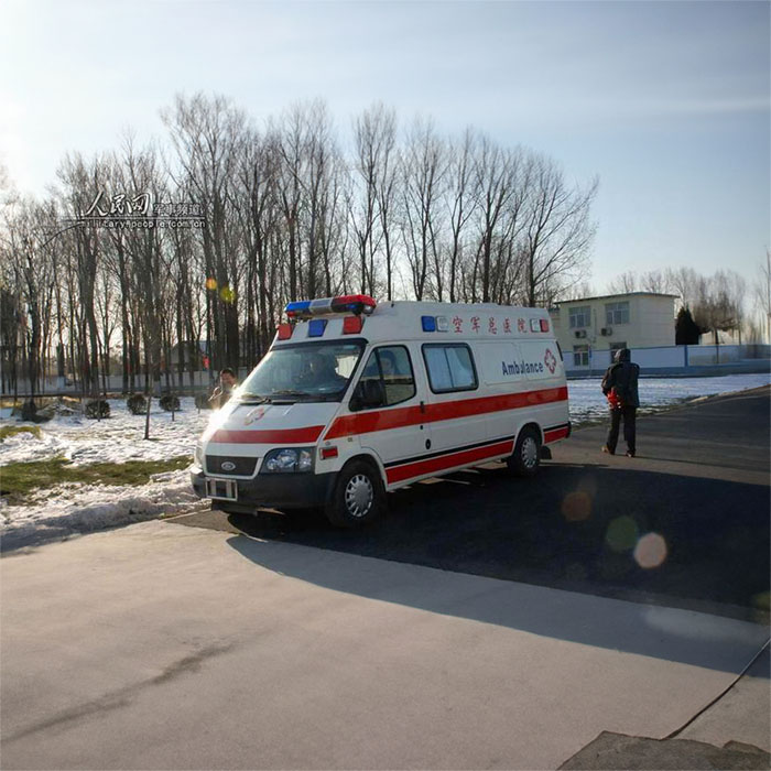贵阳出租私人救护车
