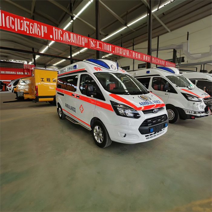 贵阳租赁急救车电话