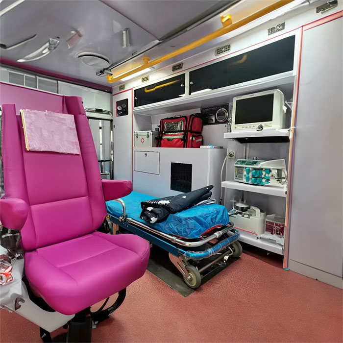 贵阳出租私人救护车联系电话