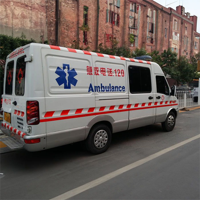 贵阳租赁私人救护车电话