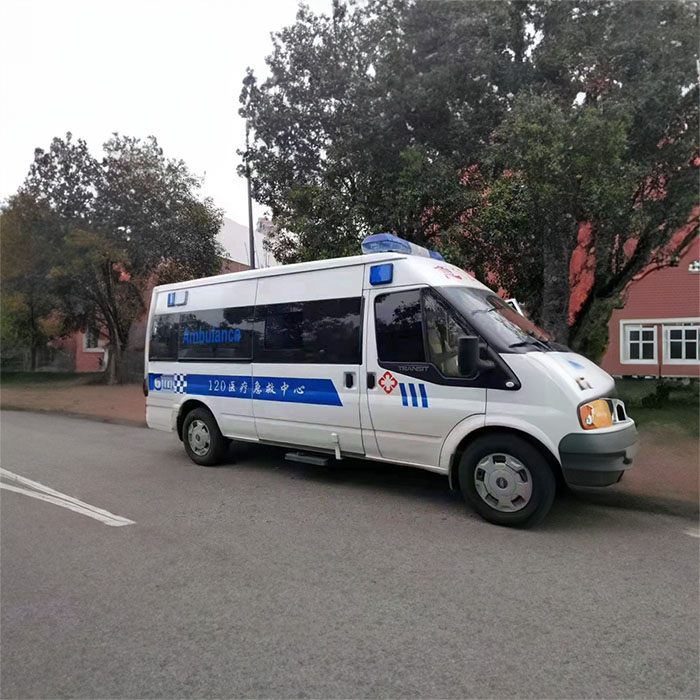 贵阳出租私人救护车