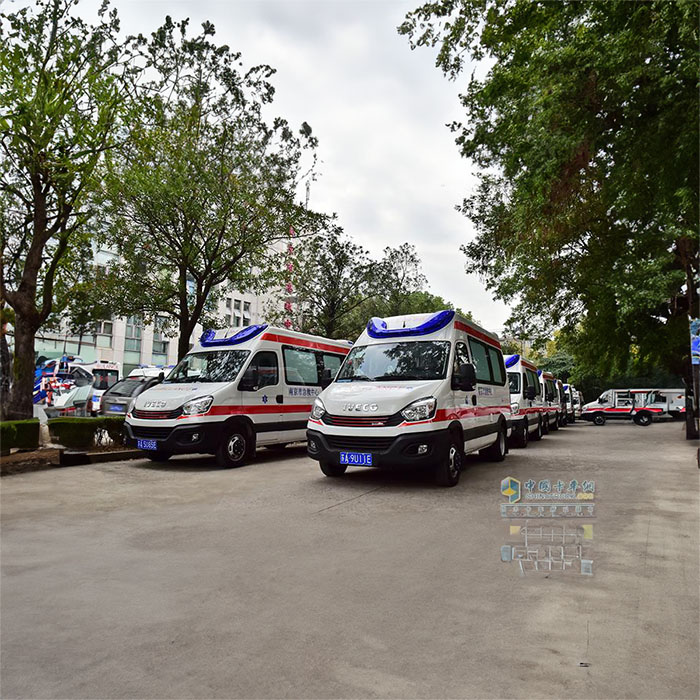 贵阳租赁私人救护车